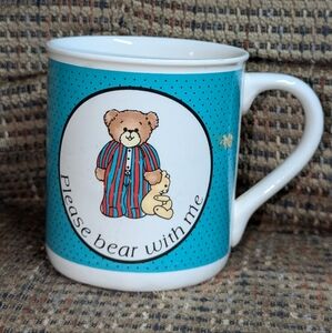 1986 House of Lloyd's Bear mug